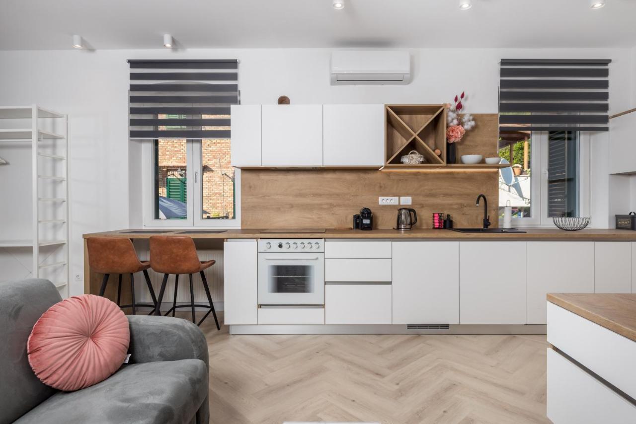 Apartments Madeleine ริเยกา ภายนอก รูปภาพ